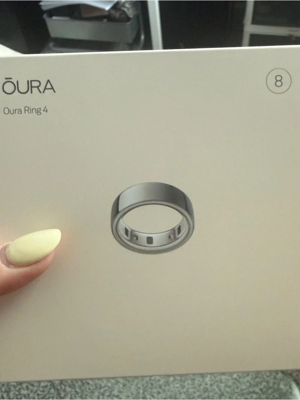Oura Ring 4 - Silver Smart Ring Size 8